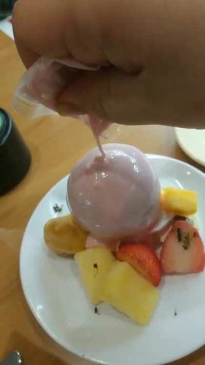 I thought the ball of chocolate is going to melt