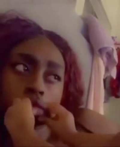 Don&rsquo;t let kids play with your face