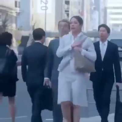 Ge&ccedil;miş olsun bir şey oldu mu acaba