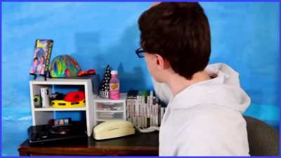 Posting my favorite Scott The Woz Moments - Day 614 (From - Mario Kart 8 | Newton&rsquo;s Worst Nightmare)