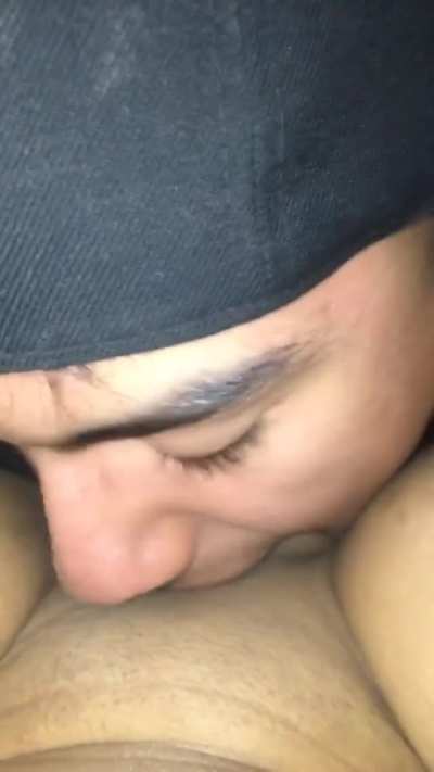 👀