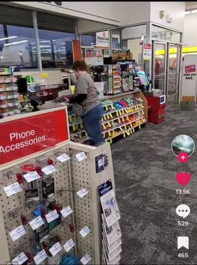 Karen has a meltdown at CVS
