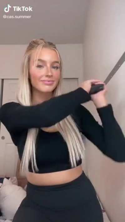 she's so pretty