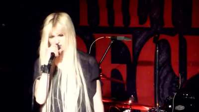 'Seven Nation Army' Cover Live