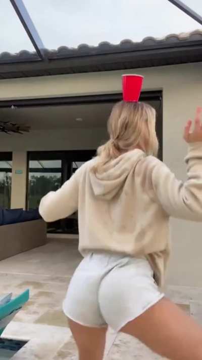 Faith Ordway Sexy Ass/Ass Slapping Compilation