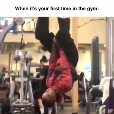 I’m no bodybuilderer, but he’s using the yoga machine all wrong