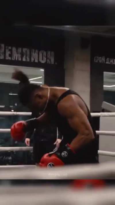 Boxer gets cocky