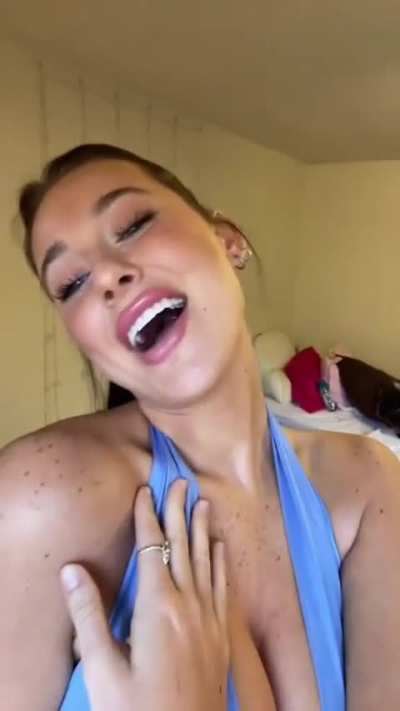 TikTok User "asparagus27" Squeezing Her Clothed Boobs Together With Her Arms Showing Her Cleavage (Also With Slo-Mo)