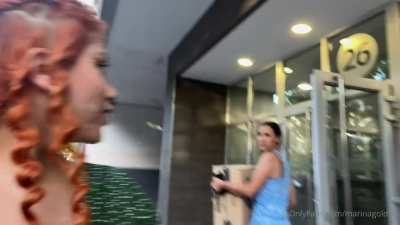 Bukkake walk