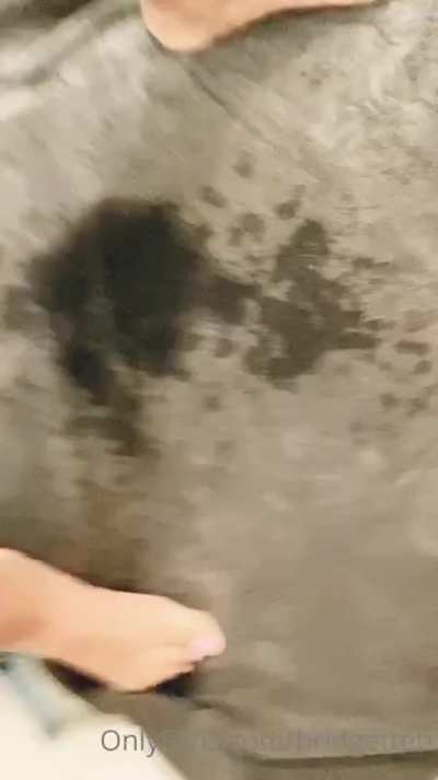 Piss on me please