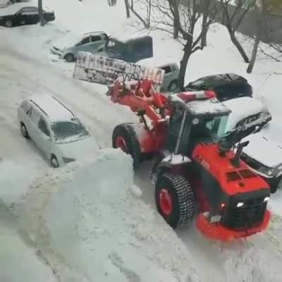 Don&rsquo;t park in the fire lane when it snows