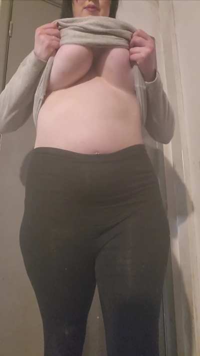My natural mombod