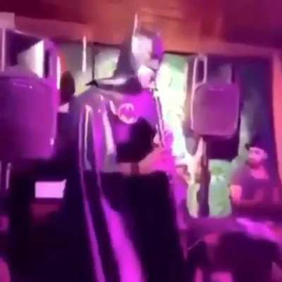 t&uuml;m klarnet &ccedil;alan insanlar toplansa bu adam kadar iyi &ccedil;alamaz.