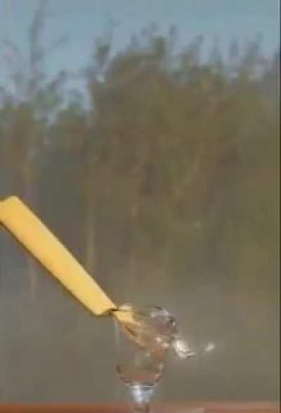 A normal Hammer.