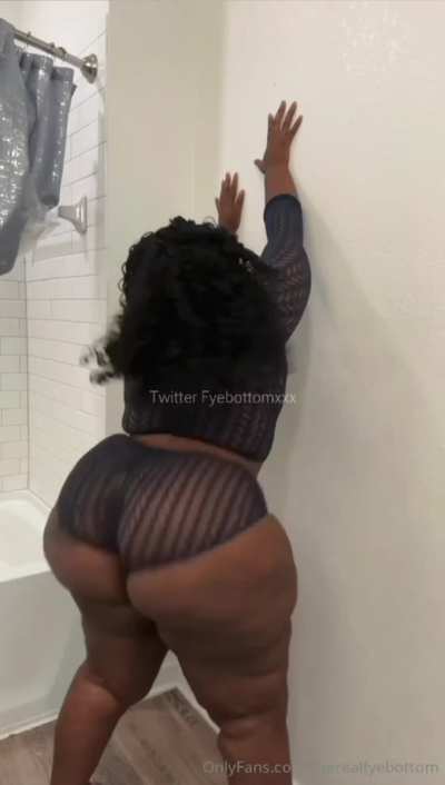 Look at all that ass