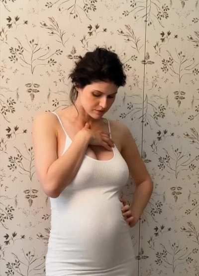 Alexandra Daddario 
