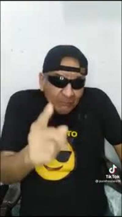que dice estee? &amp;gt;:v