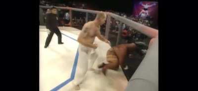 The first kick to a downed opponent&rsquo;s head in UFC 1