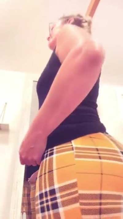 Mmm