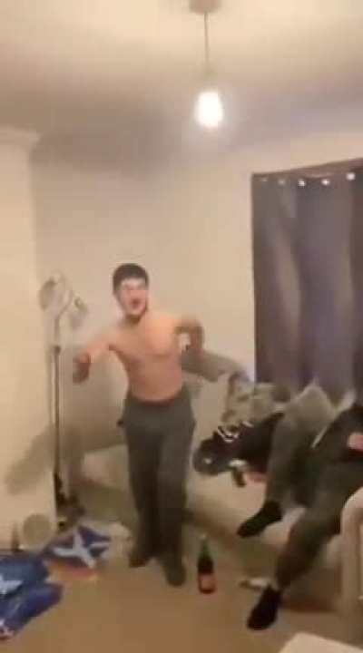 Yanlış mesleği se&ccedil;en koca y&uuml;rekli abimiz