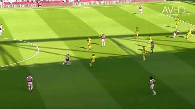 Posting an &Ouml;zil pass every day until Arsenal play a game. Day 75: v. Crystal Palace, 2019.