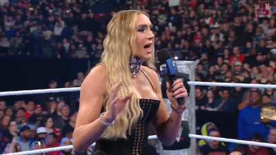 Tiffany Stratton &amp;amp; the crowd intimidate her WrestleMania opponent