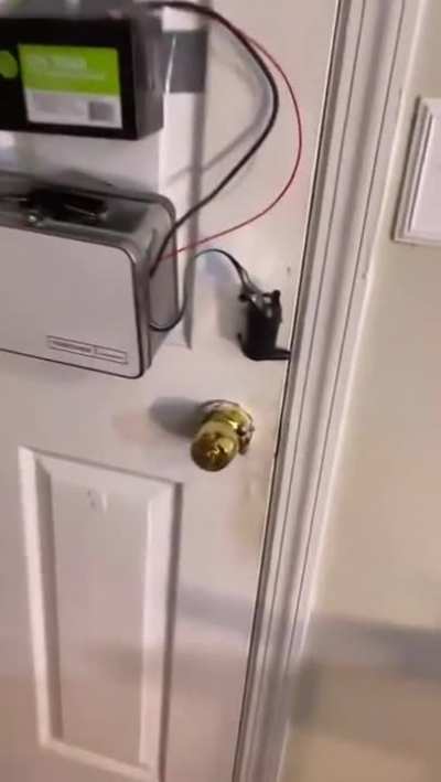 1000 iq move