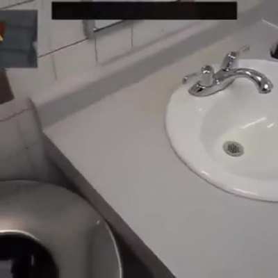 Call of Piss: Janitor warfare