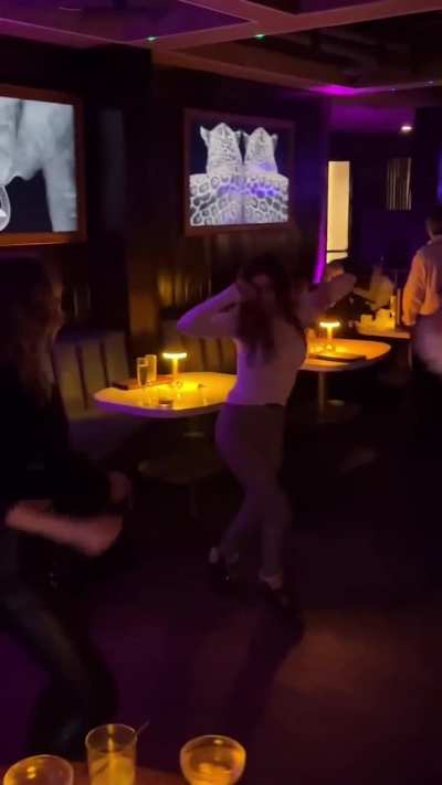 Dancing Queens