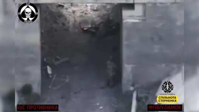 Russian soldier shoots his comrade after he was wounded by a Ukrainian FPV drone.. then walks away