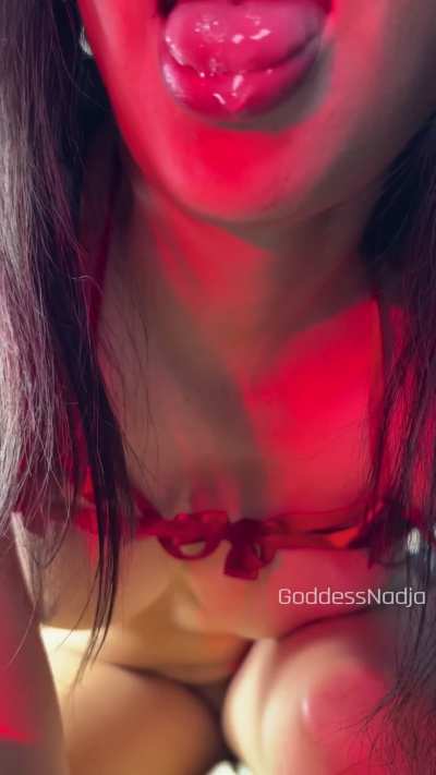 That cock needs some saliva 