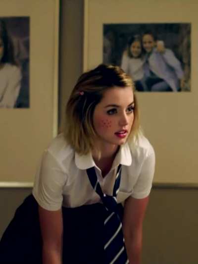 Ana de Armas slipping off her pretty pink panties