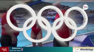 American diver Alison Gibson received the only "0" in 3m springboard diving.