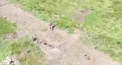 Video lesson on providing first aid to "brothers" from Russian soldiers