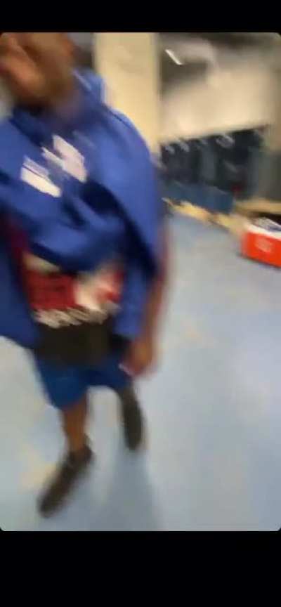 Tiny bully provokes a gentle giant, gets humiliated and beat into a locker
