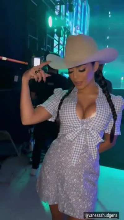 Vanessa Hudgens