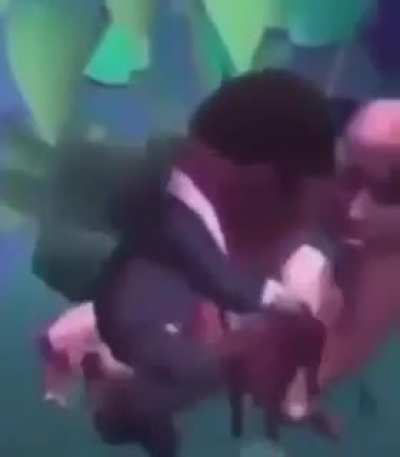 Curseado de un grupo gringo pero que esta en espa&ntilde;ol