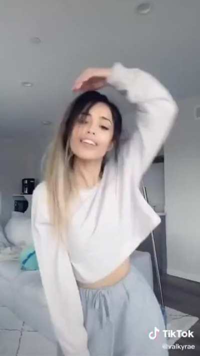 She&rsquo;s such a perfect little slut 😍