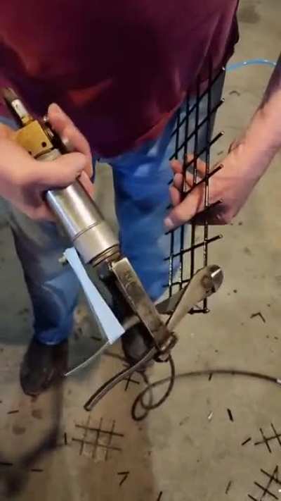 Air driven actuator, rubber band and some wire cutters. I have no need for this, but I&rsquo;ll take two.