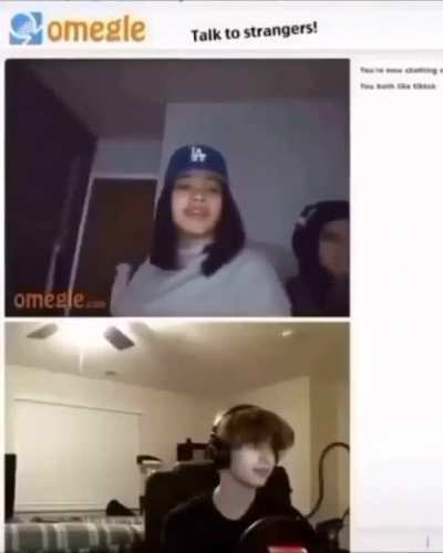 omegle i like the hat; i like you *disappears*