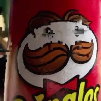 Pringles man