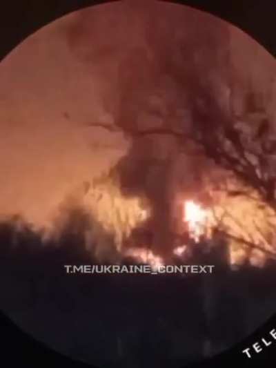 🔥🛢️Russian Novokuibyshevsk oil refinery with the annual capacity 7.9 million tons was heavily targeted tonight. 900km from the front.