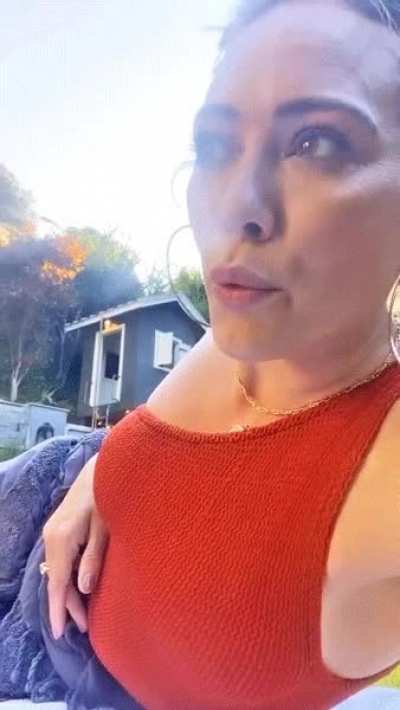 Swimsuit - GIF