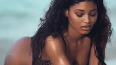 Happy 31st birthday, Danielle Herrington!