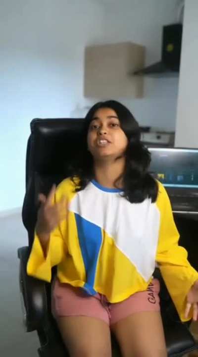 was that on purpose 👀👀 saloni Singh | Saloniyaapa