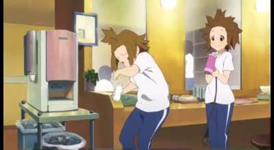 Yui teasing Ritsu