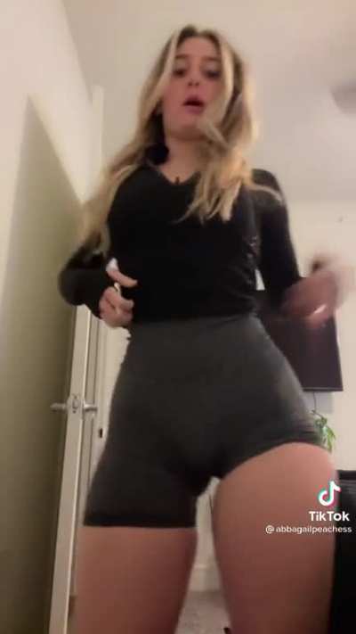 Abigail peaches struggled to fit her phat ass in shorts