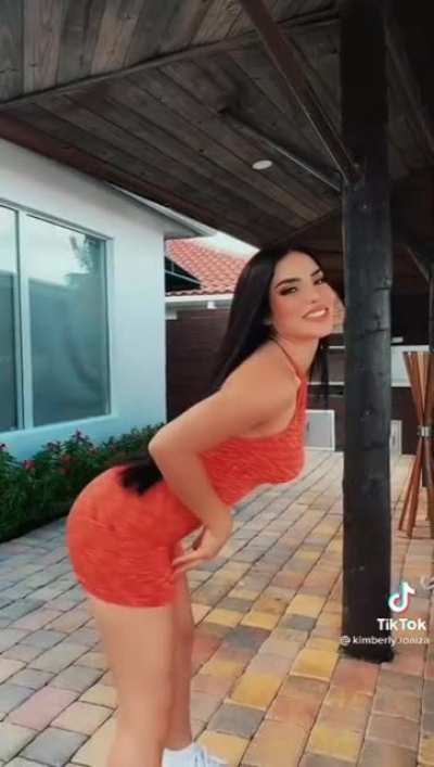 La putaiza🍑🍒🤤🤤🤤