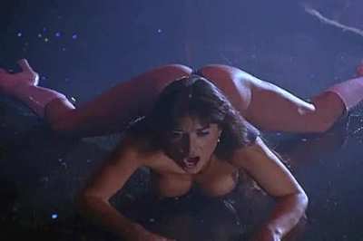 Demi Moore looks perfect here..