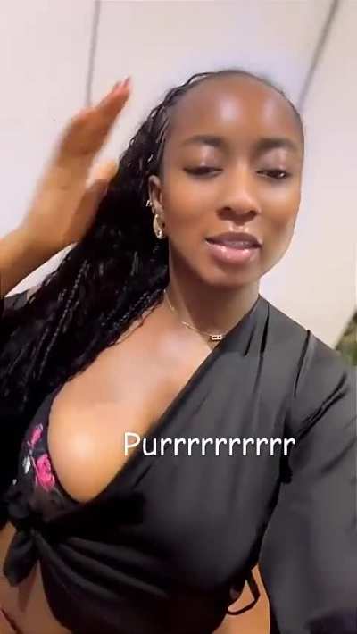 Purrrr🖤🥰